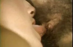 XXX अंतरजातीय गुदा के साथ अंधेरे बालों वाली वेश्या में सेक्स फिल्म पिक्चर मोज़ा