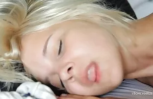 XXX लिया पहली सेक्स के सेक्सी फिल्म वीडियो में दिखाओ साथ एक नई प्रेमिका पर एक छिपा कैमरा