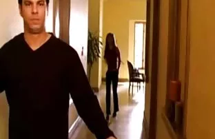 XXX सेक्स पर एक अरे हिंदी सेक्सी फिल्म रूसी प्रेमिका के लिए एक यात्रा के लिए कहा