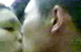 XXX लंबे पैरों काले महिला की कोशिश करता है खुद में के भूमिका ब्लू फिल्म भेजो सेक्सी के एक वयस्क फिल्म अभिनेत्री