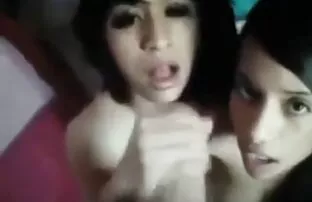 XXX एक घातक लैटिन हिंदी सेक्सी फुल वीडियो देश की tuned में एक पागल धमाके में बिस्तर के साथ एक आदमी