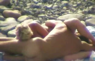 XXX लंबे पैरों काले लड़की सेक्सी फिल्म हिंदी का में समूह सेक्स के साथ एक भीड़ के लोग