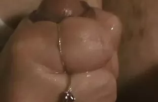 XXX लड़की सगाई हिंदी में सेक्सी मूवी में गर्म हस्तमैथुन बाथरूम में एक शॉवर के साथ