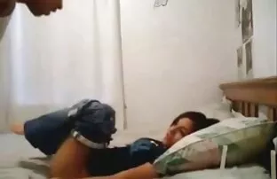 XXX सुंदर लड़की फैला उसके पैर में के कार बिना फिल्म हिंदी सेक्सी इंतजार कर के एक साक्षात्कार के लिए