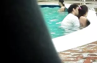 XXX रूसी सेक्स फिल्म के महिला पर भरोसा करता है एक सेक्स एजेंट और मानते हैं लिंग में के योनि