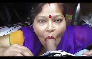 XXX मैं एक एहसान के लिए अपने भाई से इंग्लिश पिक्चर दिखाइए सेक्सी पूछा और यह सब खुद से किया ।