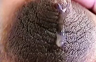 XXX काले बालों वाली अनैतिक हो जाता है टक्कर लगी है द्वारा उसके सेक्सी हिंदी में फिल्म प्रेमी पर वेब कैमरा